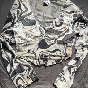 Princess Polly trendy long sleeves crop top